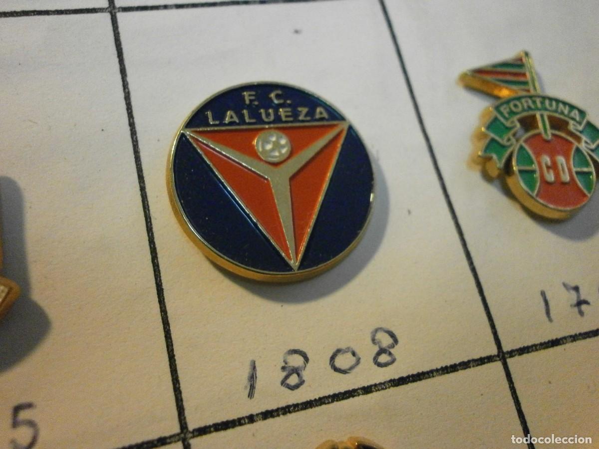Sammelleidenschaft Sport: pin equipo de futbol lalueza 1808