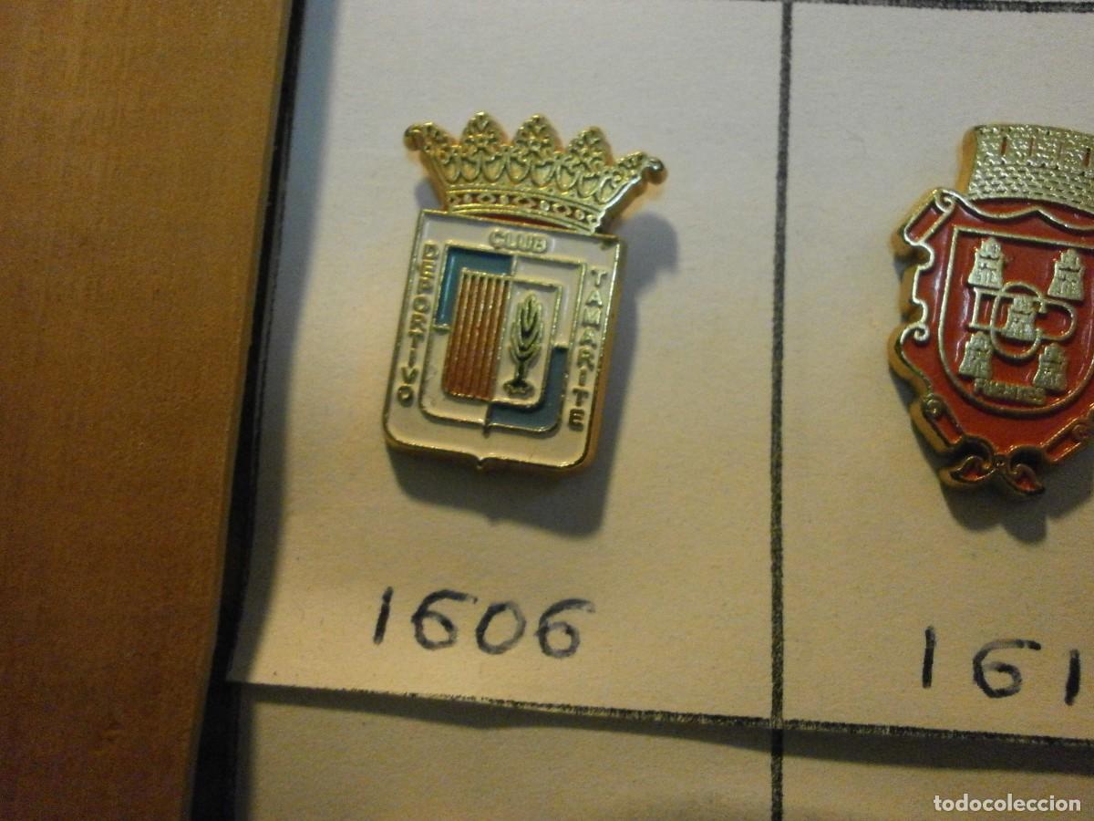 Sammelleidenschaft Sport: pin equipo de futbol tamarite 1606