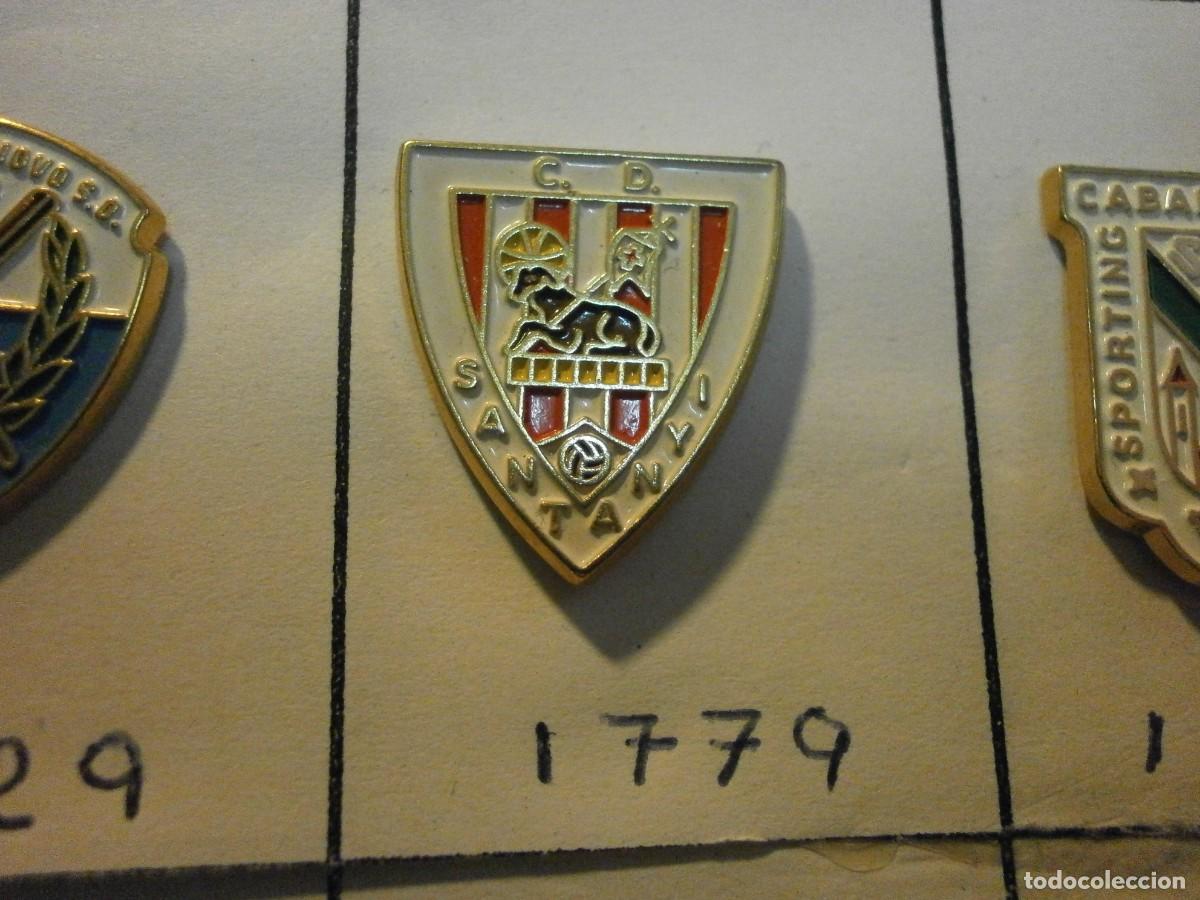 Collectionnisme sportif: pin equipo de futbol santanyi 1779