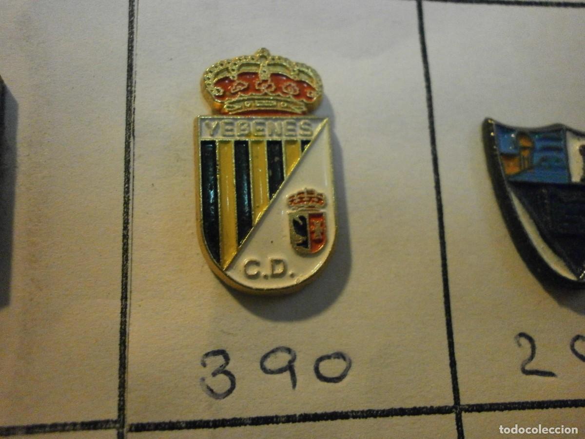 Sammelleidenschaft Sport: pin equipo de futbol yebenes 390
