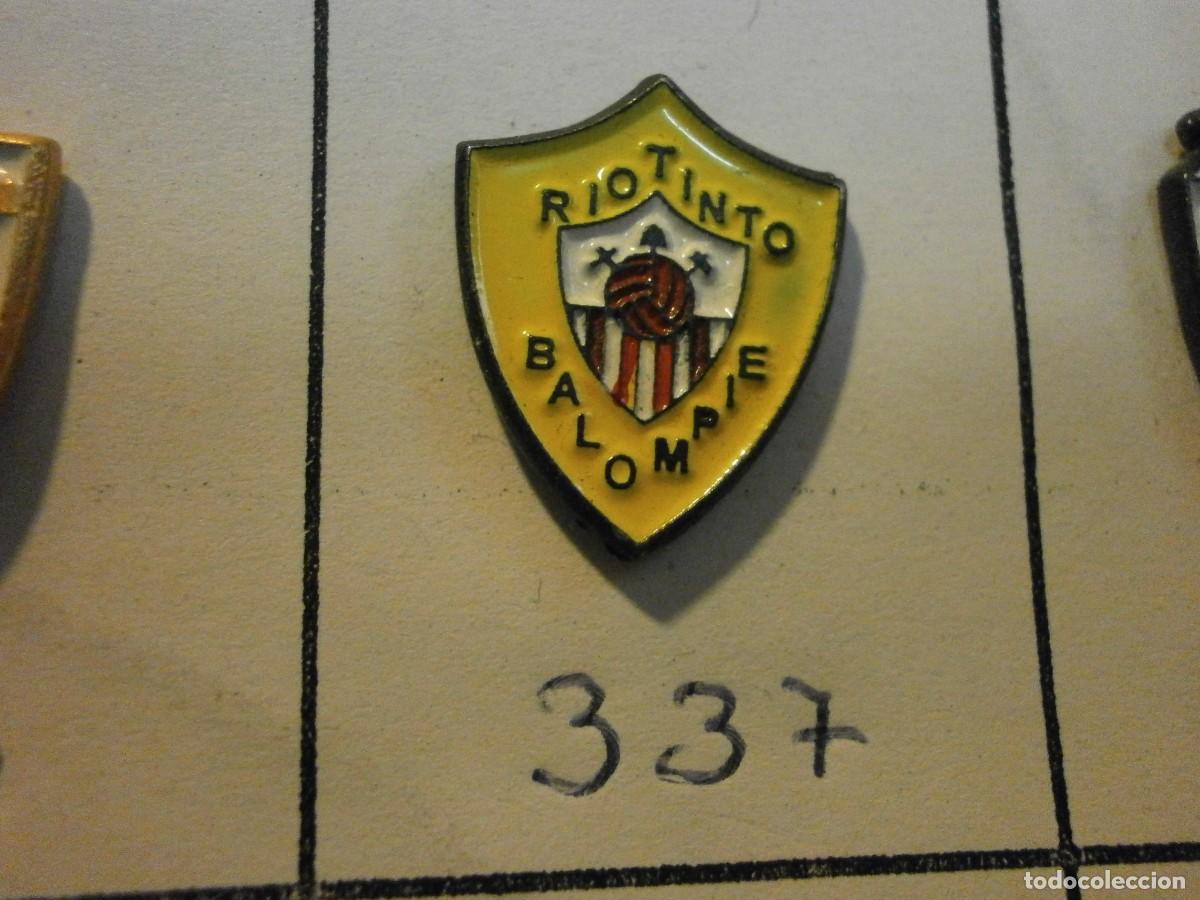 Sammelleidenschaft Sport: pin equipo de futbol rio tinto 337