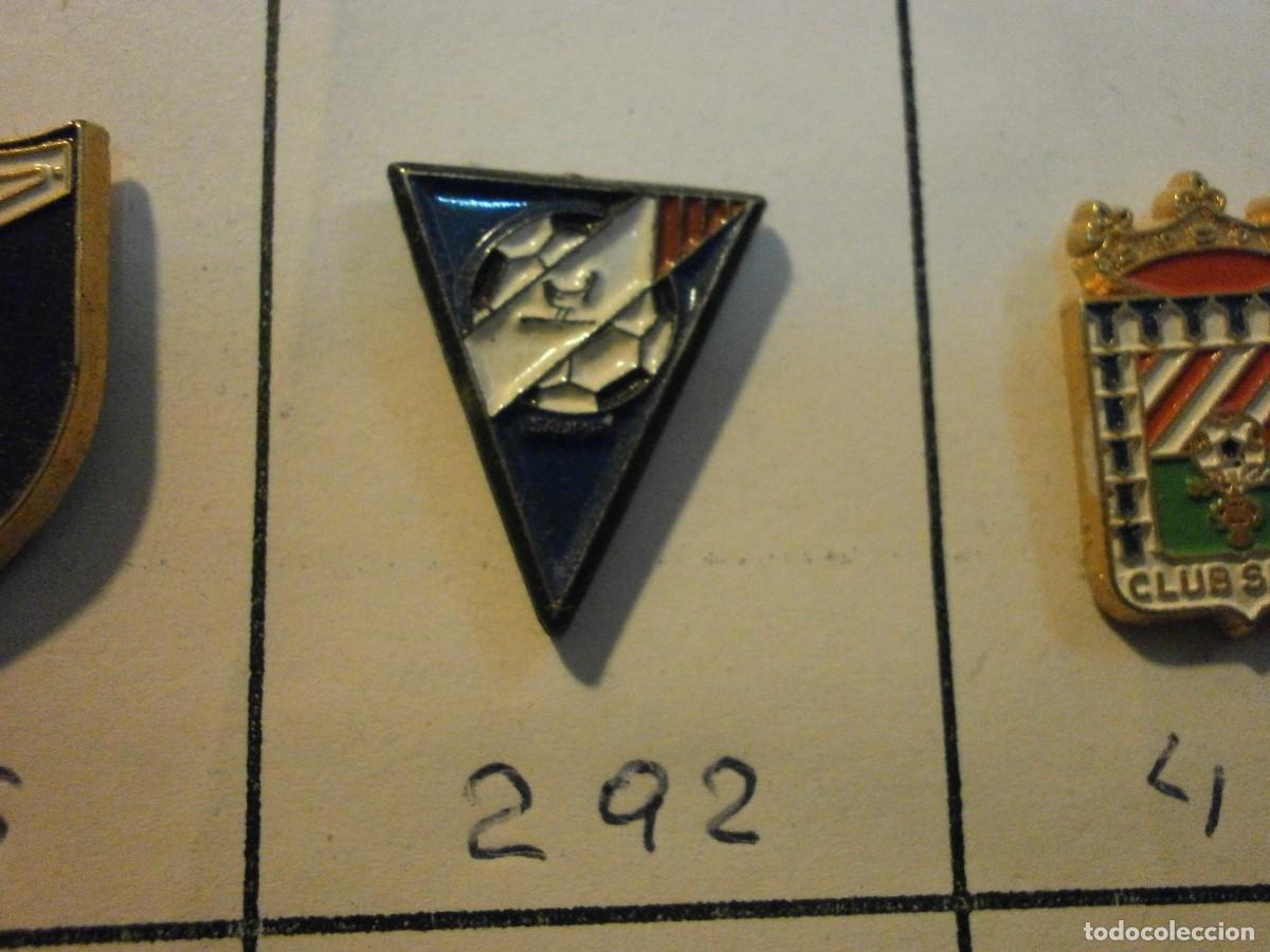 Sammelleidenschaft Sport: pin equipo de futbol 292