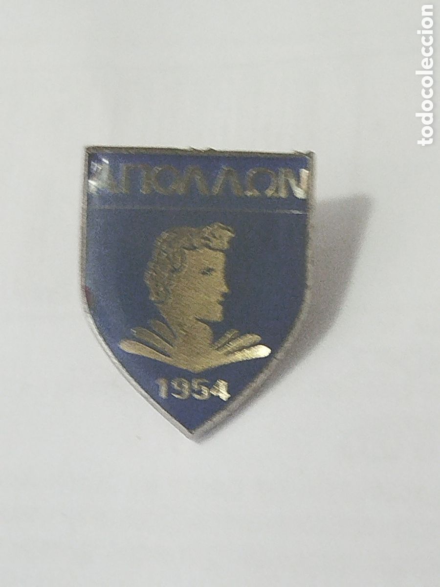 Coleccionismo deportivo: INSIGNIA DE FUTBOL APOLLON FC LIMASSOL GRECIA