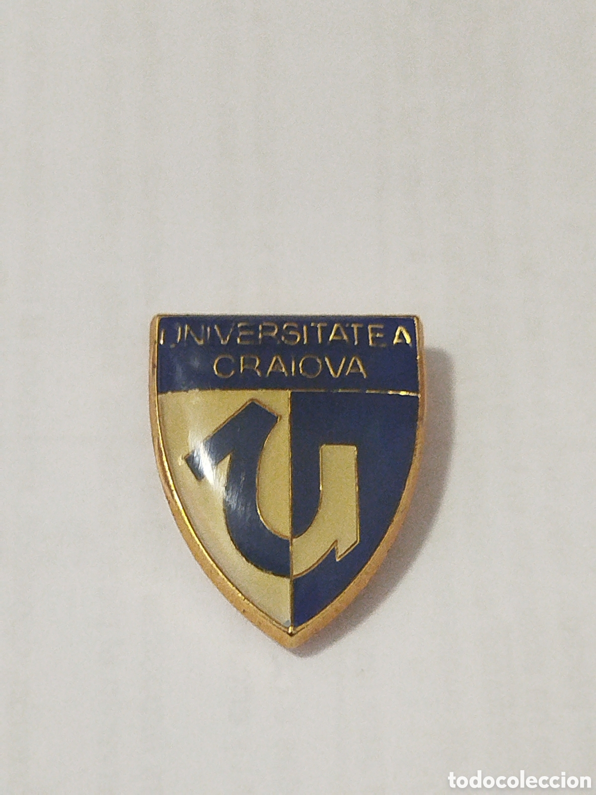 Coleccionismo deportivo: INSIGNIA DE FUTBOL FC UNIVERSIDAD DE CRAIOVA.RUMANIA