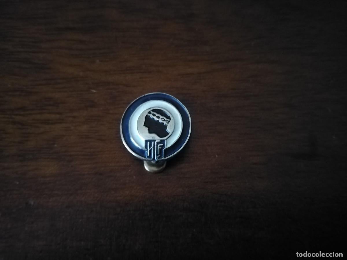 Coleccionismo deportivo: Insignia de ojal del H&eacute;rcules. - Foto 1