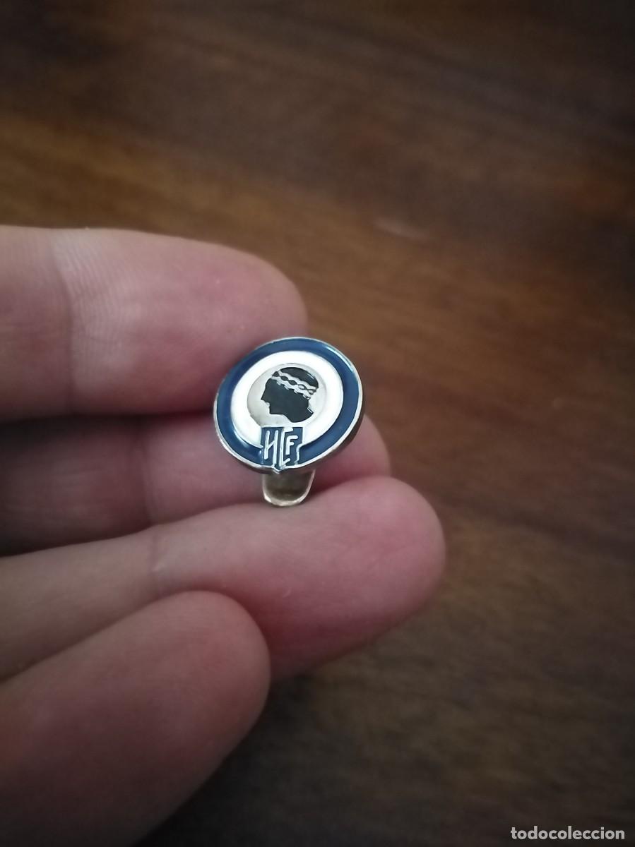 Coleccionismo deportivo: Insignia de ojal del H&eacute;rcules. - Foto 2