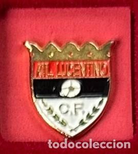 Coleccionismo deportivo: Pin de Futbol CF Atletico Lucentino Lucena Cordoba