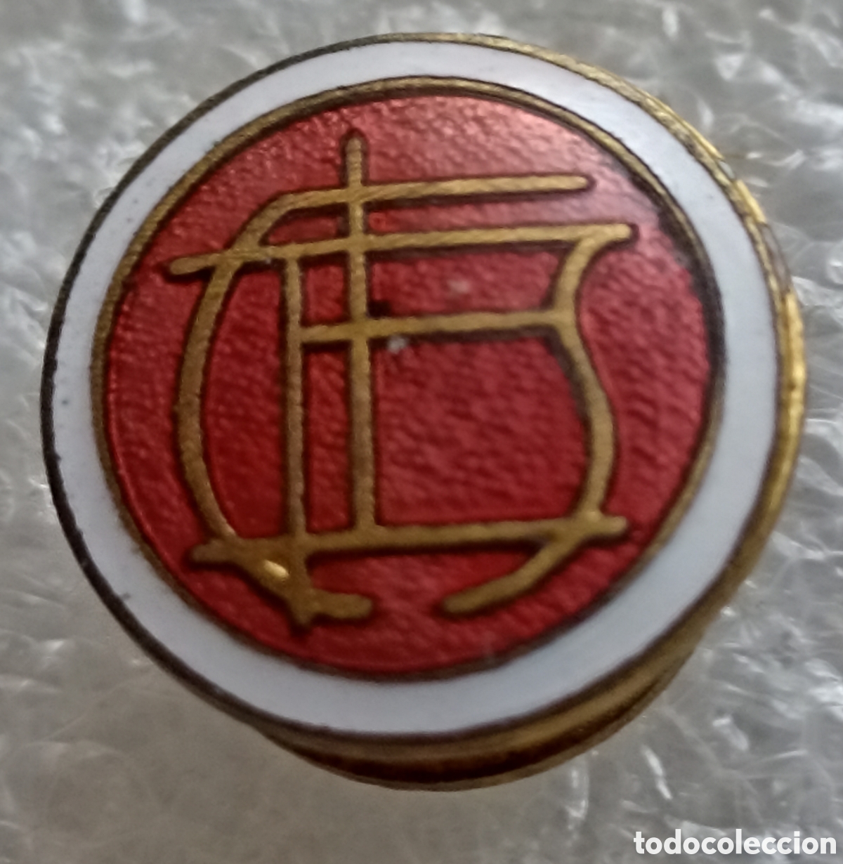 Collezionismo sportivo: PIN FUTBOL OJAL, C.A. LAN&Uacute;S, ARGENTINA