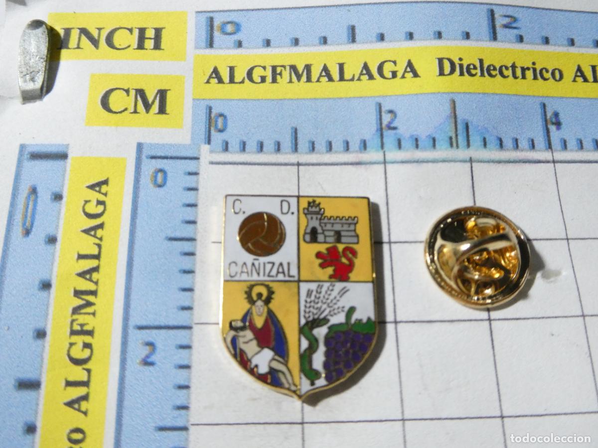 Sammelleidenschaft Sport: PIN DE DEPORTES. F&Uacute;TBOL. CD CA&Ntilde;IZAL ZAMORA. ESCUDO EQUIPO