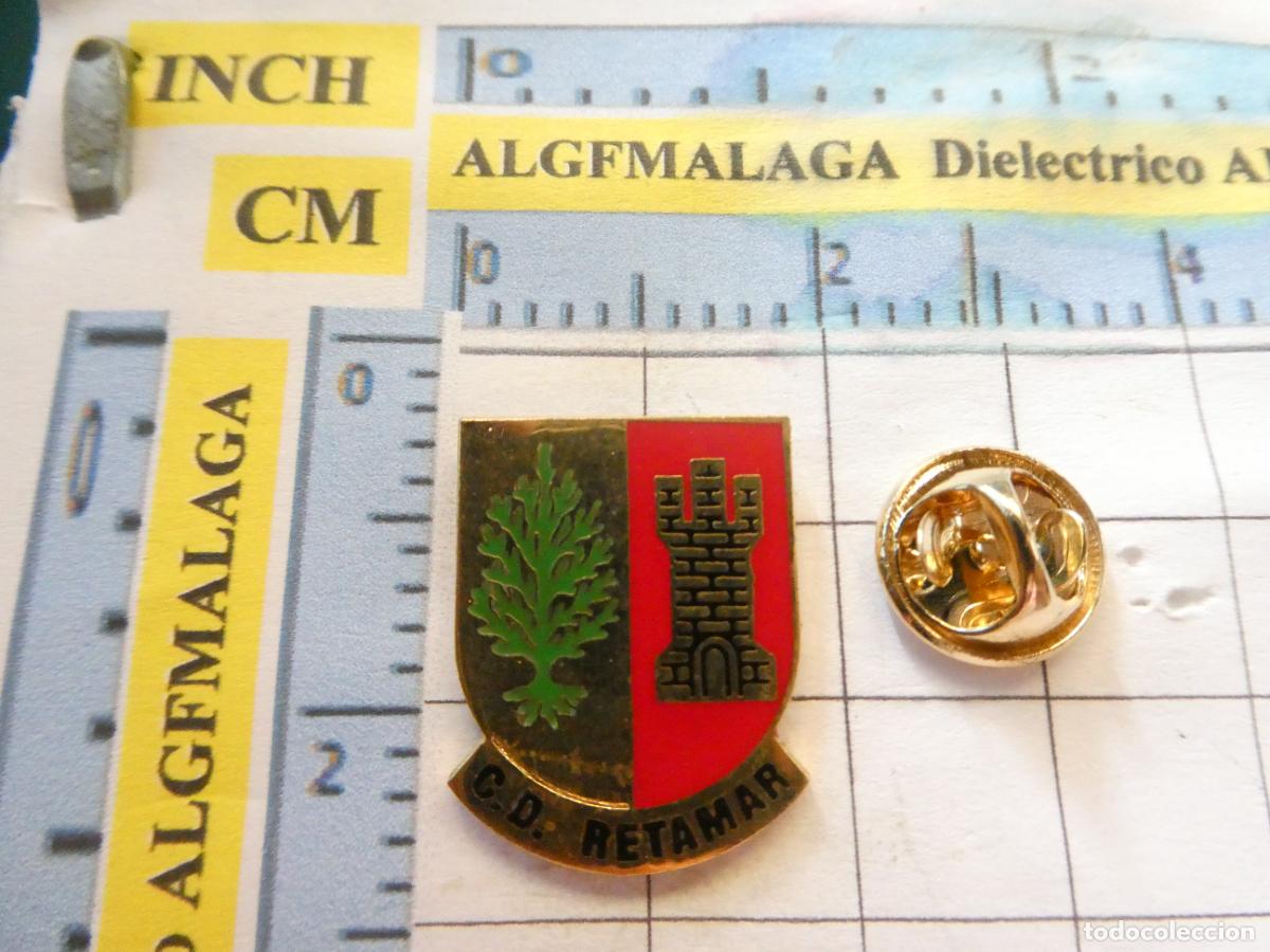 Collezionismo sportivo: PIN DE DEPORTES. F&Uacute;TBOL. CD RETAMAR PUZUELO DE ALARC&Oacute;N MADRID. ESCUDO EQUIPO.