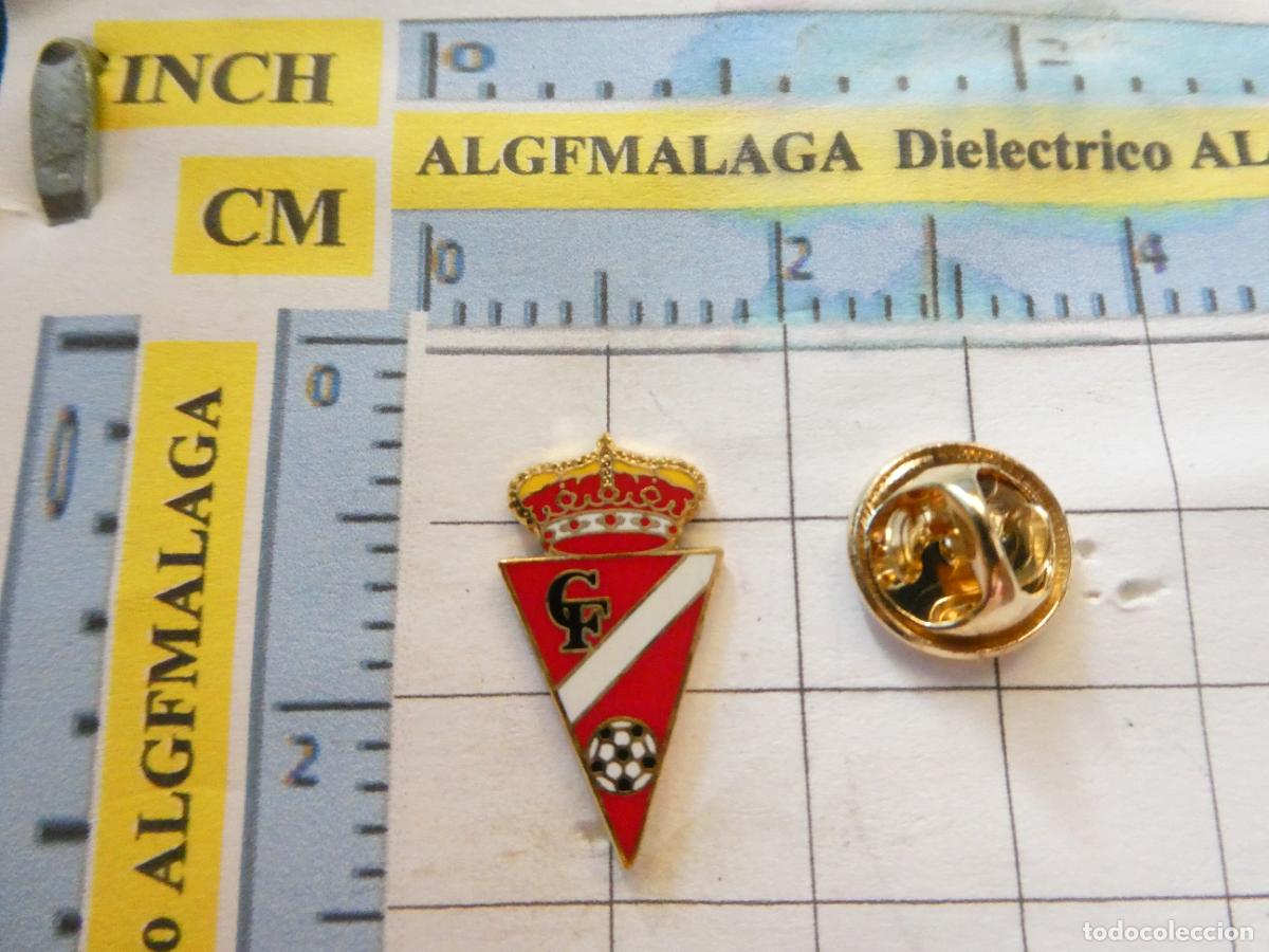 Collezionismo sportivo: PIN DE DEPORTES. F&Uacute;TBOL. CF FUENTELAPE&Ntilde;A ZAMORA. ESCUDO EQUIPO.