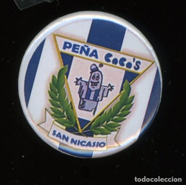 Colecionismo desportivo: CHAPA PIN FUTBOL CD LEGANES PE&Ntilde;A COCOS COCO'S COCO&acute;S SAN NICASIO MADRID PEPINEROS