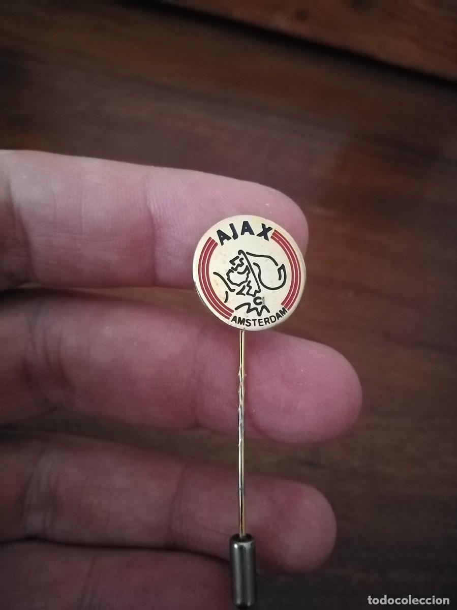 Coleccionismo deportivo: Alfiler del Ajax de Amsterdam. - Foto 1
