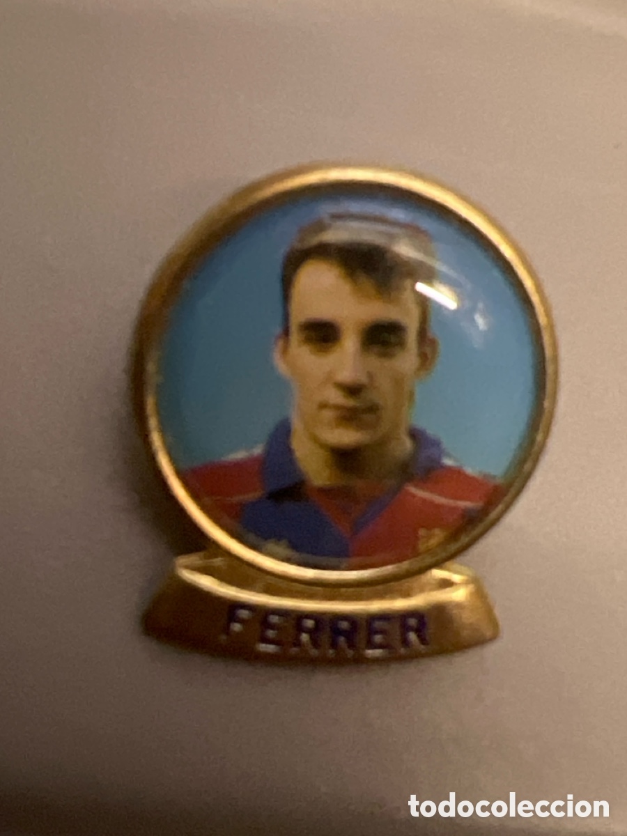 Coleccionismo deportivo: T4/X29/65. PINS - PIN JUGADOR F.C. BARCELONA FERRER