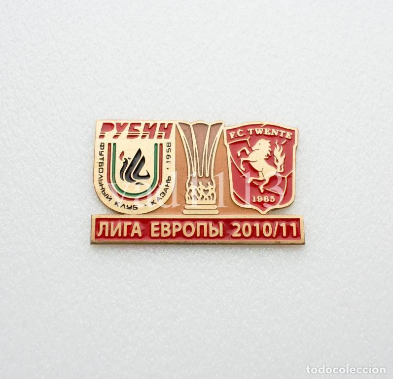 Coleccionismo deportivo: Badge Pin: UEFA Champions League 2010-11 Rubin Kazan Russia - &rdquo; FC Twente &rdquo; Netherlands.