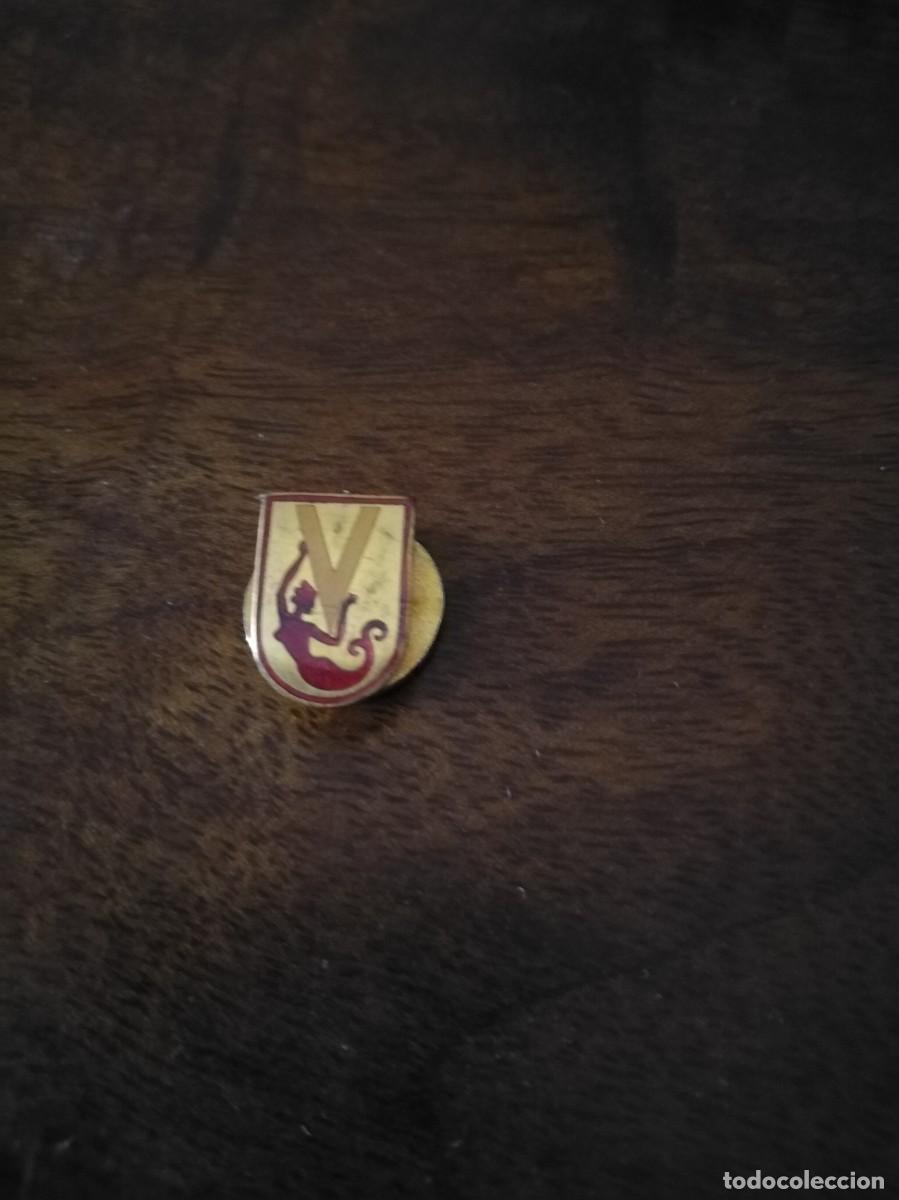 Coleccionismo deportivo: Insignia Equipo a identificar. Casa Helder, Lisboa. - Foto 1
