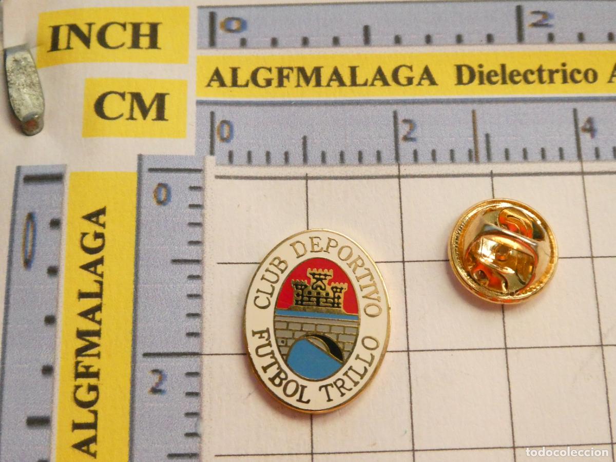Sammelleidenschaft Sport: PIN DE F&Uacute;TBOL. CLUB DEPORTIVO FUTBOL TRILLO, GUADALAJARA. ESCUDO DEL EQUIPO.