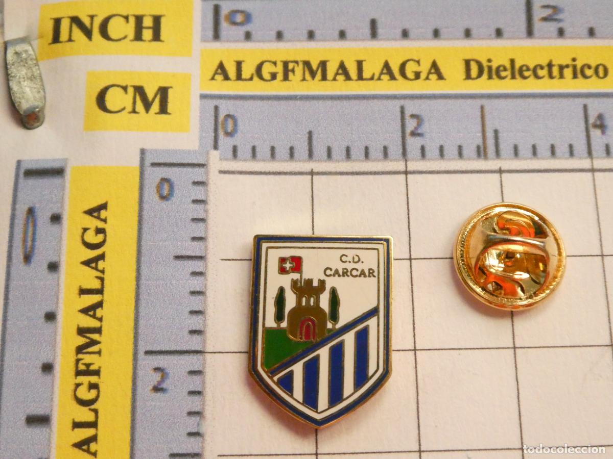 Collezionismo sportivo: PIN DE F&Uacute;TBOL. CLUB DEPORTIVO CARCAR NAVARRA. ESCUDO DEL EQUIPO.
