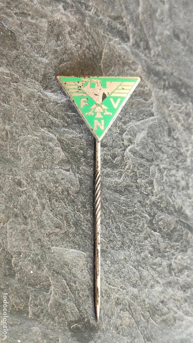 Collezionismo sportivo: Pin raro antiguo equipo futbol SPORT SOCCER FOOTBALL FUSSBALLVERBAND NIEDERRHEIN FVN insignia aguja