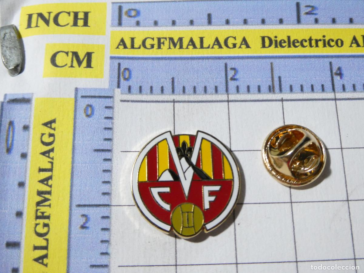 Sammelleidenschaft Sport: PIN DE DEPORTES. F&Uacute;TBOL. CF MONTBLANC TARRAGONA. ESCUDO EQUIPO