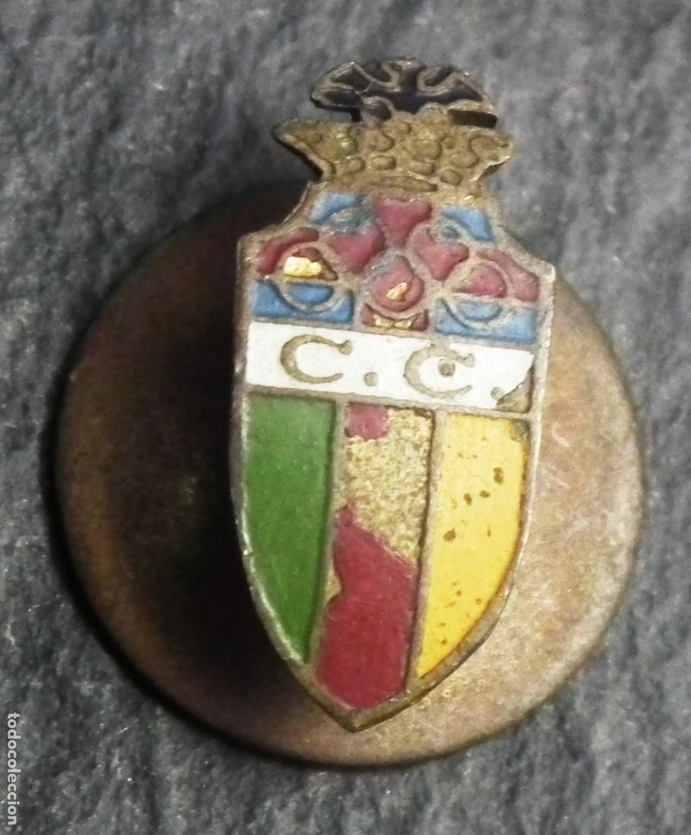 Sammelleidenschaft Sport: ANTIGUO PIN F&Uacute;TBOL INSIGNIA DE OJAL CLUB CENTRAL DE BARCELONA
