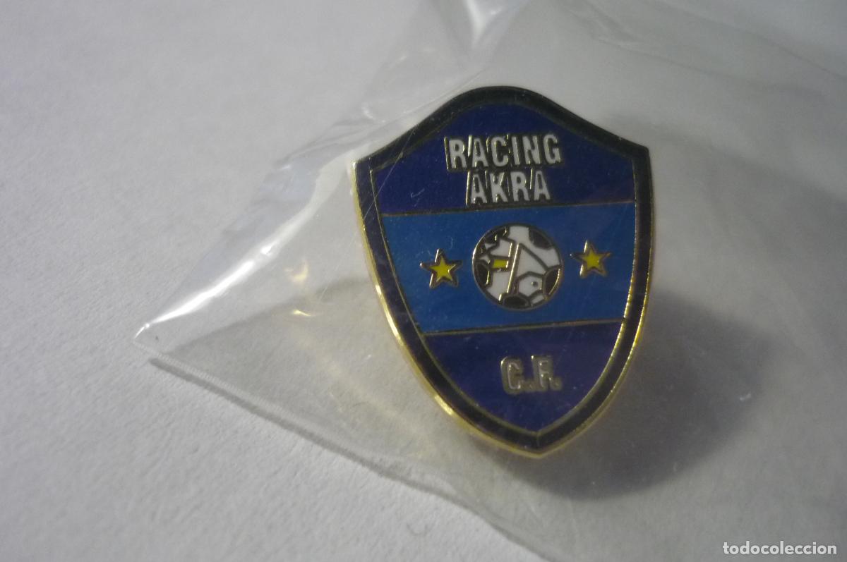 Sammelleidenschaft Sport: pin futbol racing akra