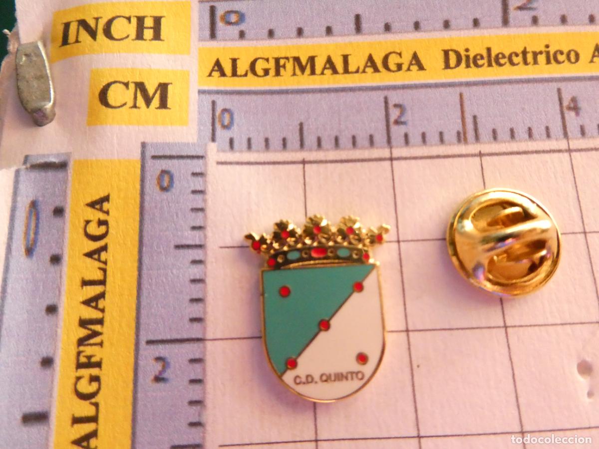 Collezionismo sportivo: PIN DE DEPORTES. F&Uacute;TBOL. CD QUINTO DE EBRO ZARAGOZA. ESCUDO DEL EQUIPO