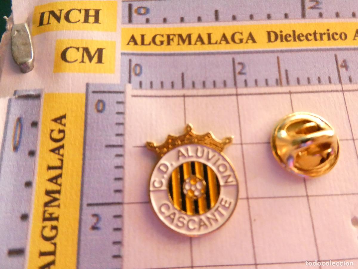 Collezionismo sportivo: PIN DE DEPORTES. F&Uacute;TBOL. CD ALUVION CASCANTE NAVARRA. ESCUDO DEL EQUIPO