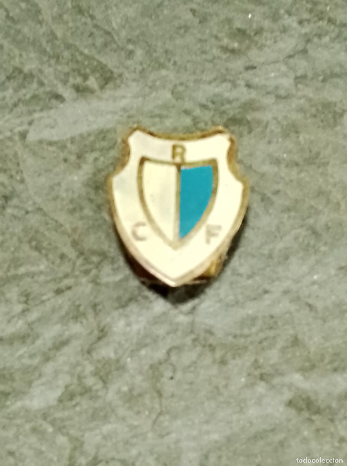 Collezionismo sportivo: Raro pin antiguo escudo equipo futbol a identificar (insignia de ojal muy dif&iacute;cil )