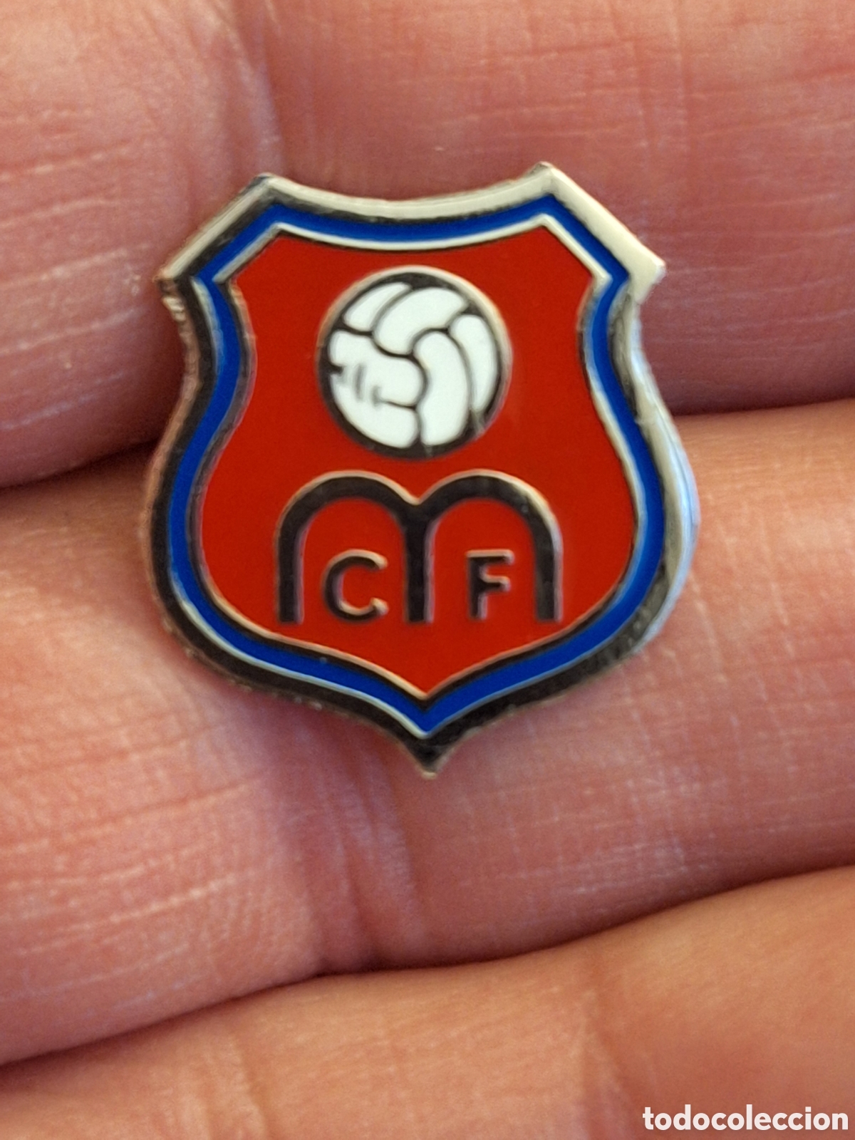 Sammelleidenschaft Sport: Pin f&uacute;tbol Miranda Club