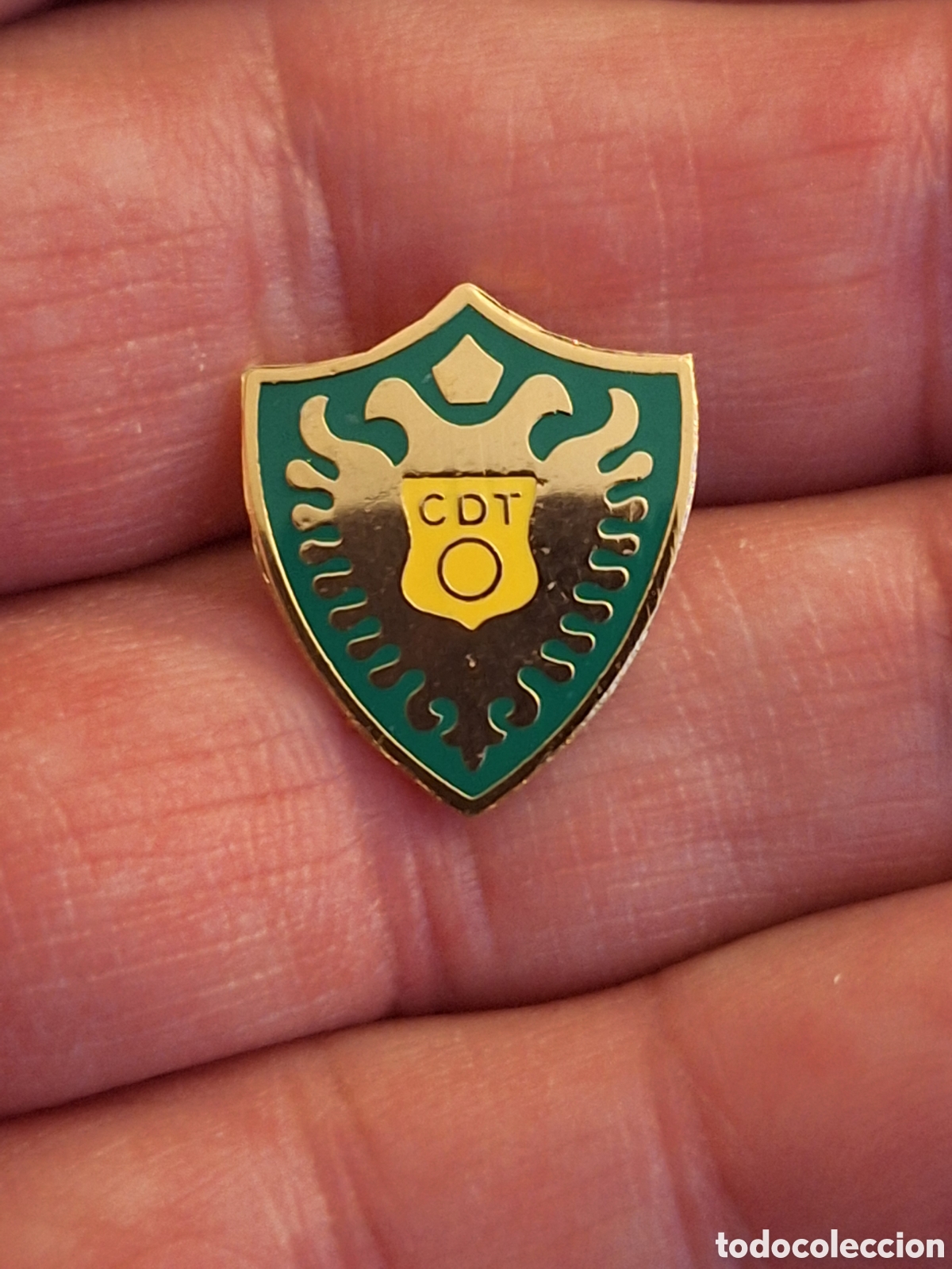 Sammelleidenschaft Sport: Pin f&uacute;tbol CD Toledo
