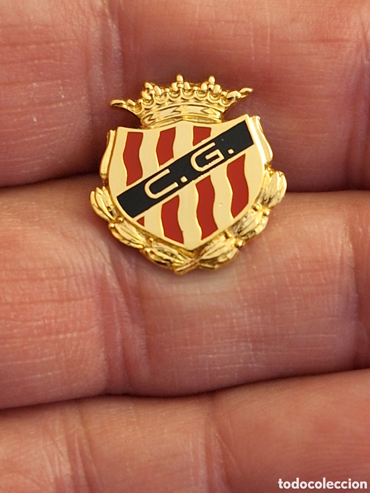 Sammelleidenschaft Sport: Pin f&uacute;tbol Gimn&aacute;stica Tarragona