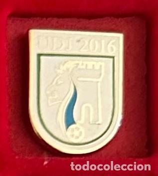 Collezionismo sportivo: Pin de Futbol del Club UD Jarama 2016 -Talamanca de Jarama Madrid
