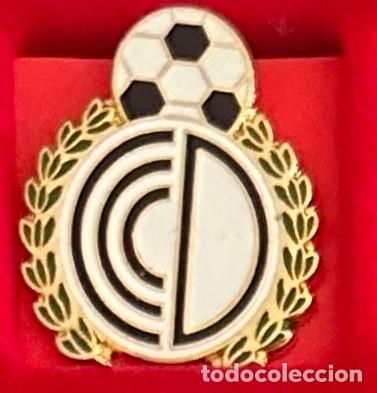 Collezionismo sportivo: Pin de Futbol del Club CD Centro Comercial Madrid