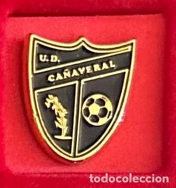 Collectionnisme sportif: Pin de Futbol del Club UD Ca&ntilde;averal Madrid
