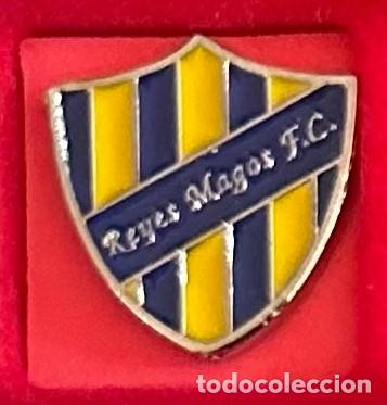 Collectionnisme sportif: Pin de Futbol del Club FC reyes Magos Madrid