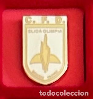 Collectionnisme sportif: Pin de Futbol del Club CFD Oliva - Olimpia Madrid