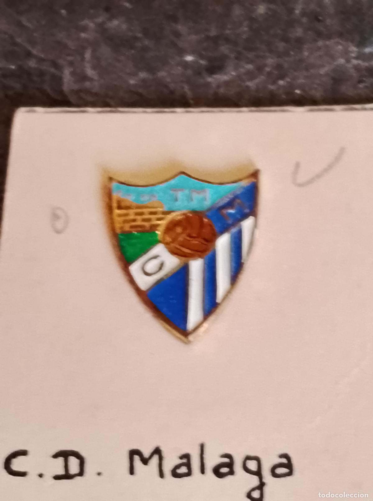 Collezionismo sportivo: Pin antiguo futbol escudo equipo club m&aacute;laga tm ( insignia club espa&ntilde;ol federaci&oacute;n andaluza