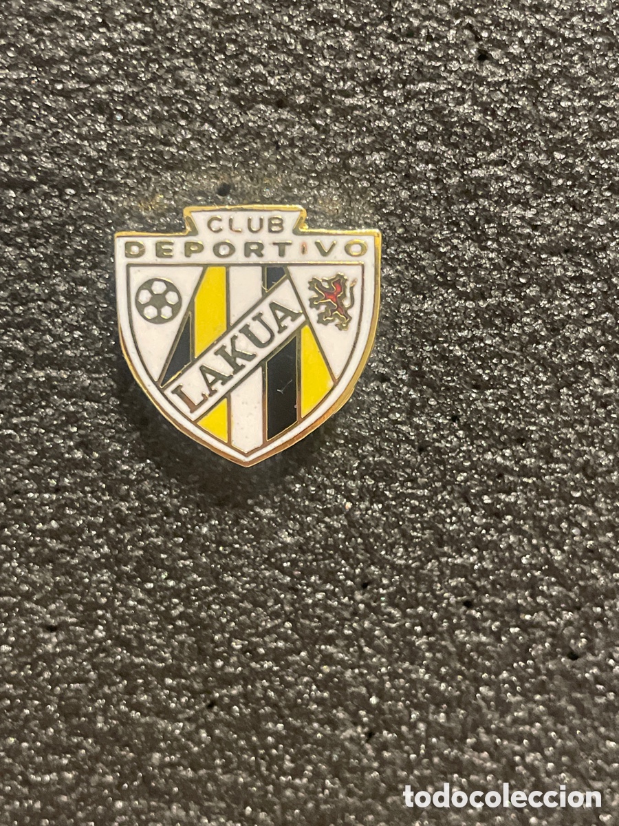 Collectionnisme sportif: Pin C.D. LAKUA - Vitoria (Alava)