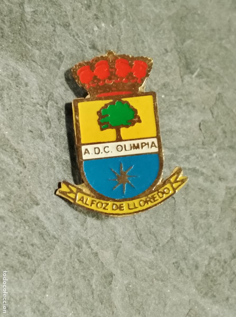 Collectionnisme sportif: Pin futbol asociacion deportiva olimpia insignia imperdible esmaltada alfoz de lloredo cantabria