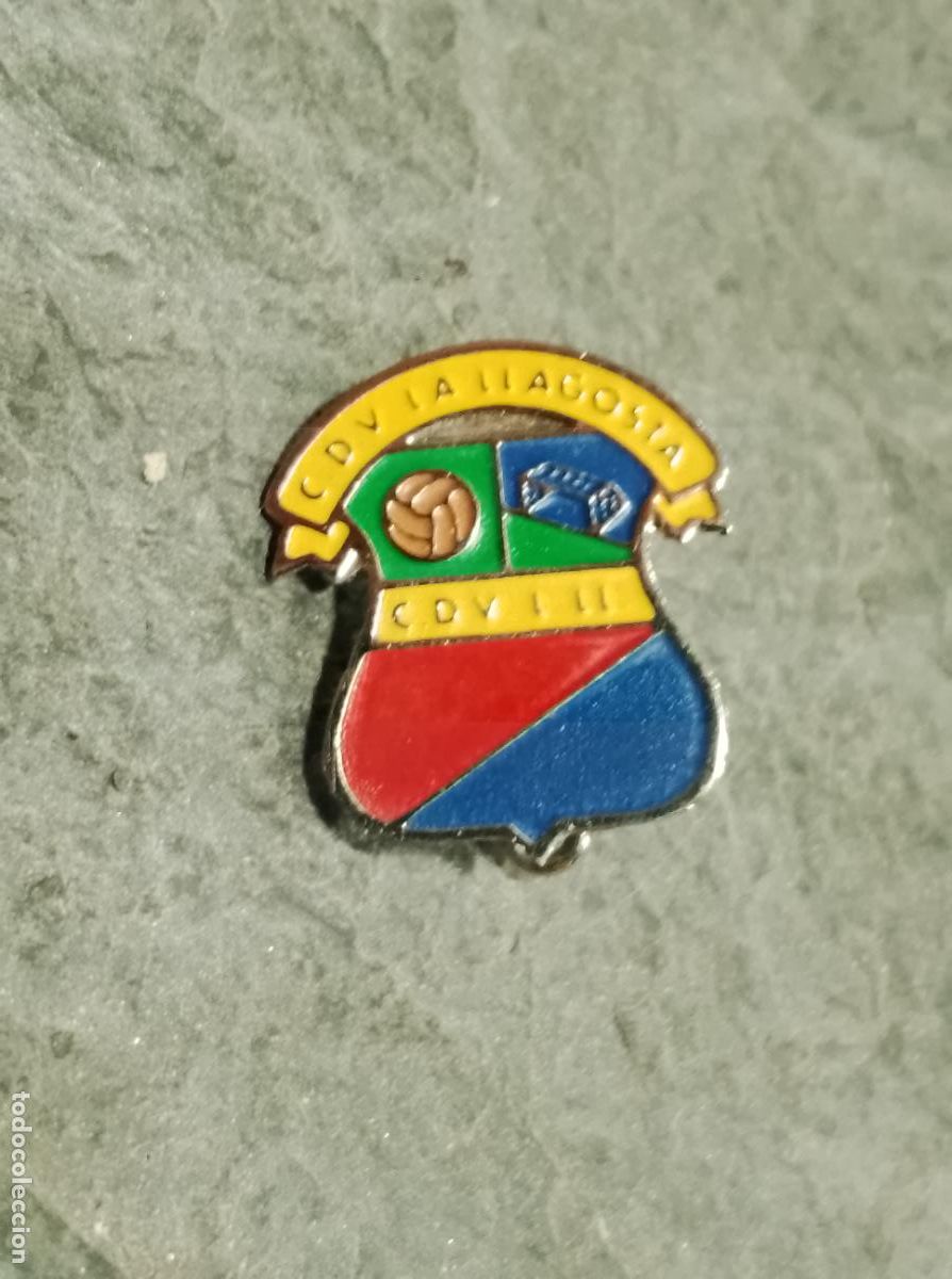 Collectionnisme sportif: Pin escudo equipo futbol club deportivo la llagosta insignia imperdible esmaltada club barcelona