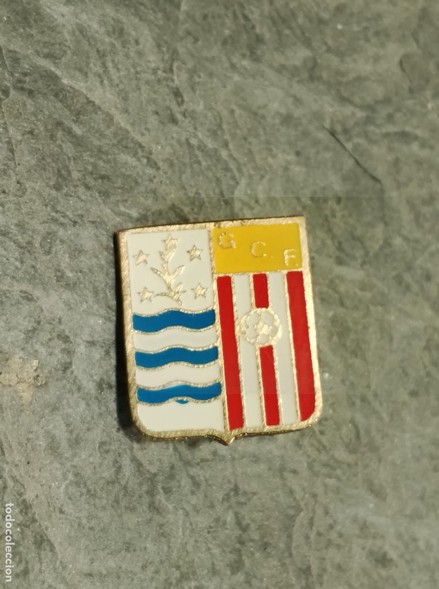 Collectionnisme sportif: Pin escudo equipo club futbol gilena insignia imperdible esmaltada federaci&oacute;n andaluza sevilla