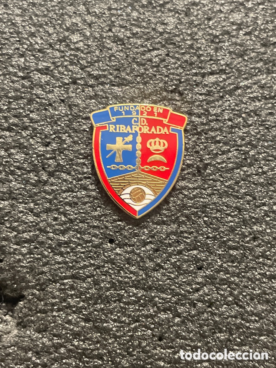 Collectionnisme sportif: Pin 12 C.D. RIBAFORADA - Ribaforada (Navarra)