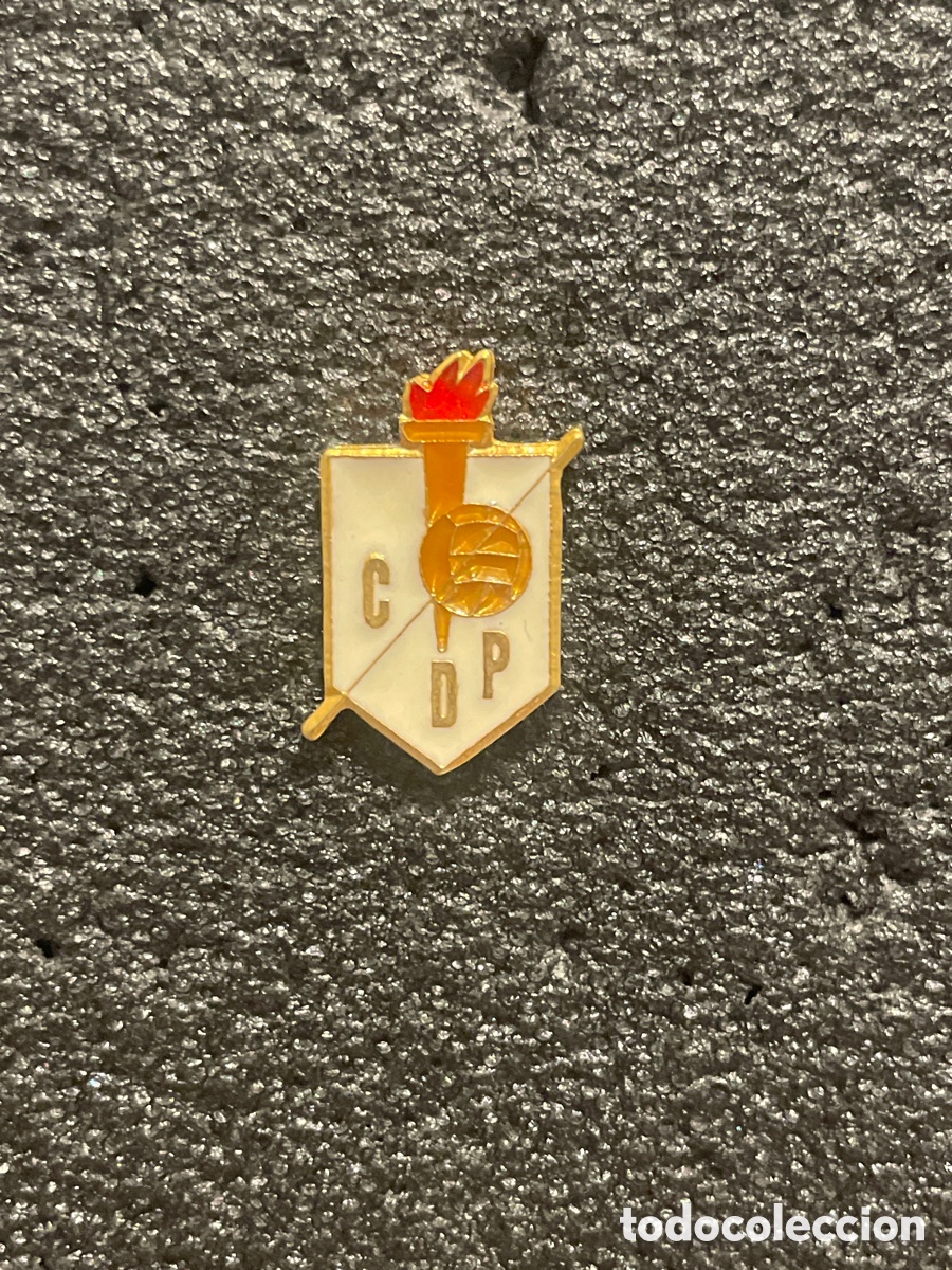 Collectionnisme sportif: Pin 17 C.D. PAMPLONA - Pamplona (Navarra)
