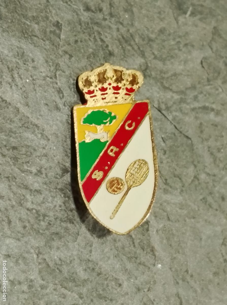 Collectionnisme sportif: Pin escudo equipo futbol sociedad deportiva castellana insignia esmaltada imperdible ciudad real