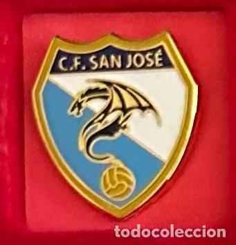 Collectionnisme sportif: Pin de Futbol del Club CF San Jose Madrid