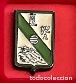 Sammelleidenschaft Sport: Pin de Futbol del Club Atletico Leones de Castilla - Guadarrama Madrid