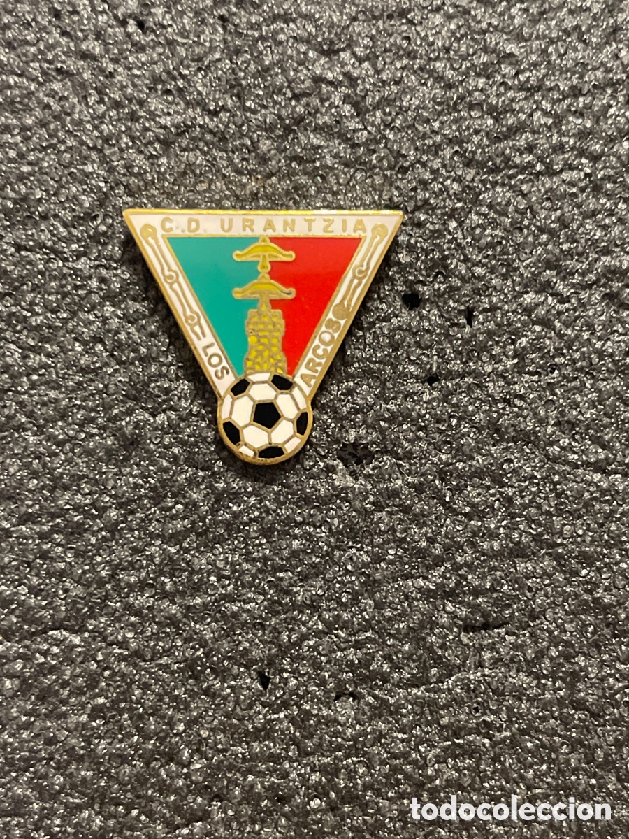 Sammelleidenschaft Sport: Pin 63 C.D. URANTZIA - Los Arcos (Navarra)