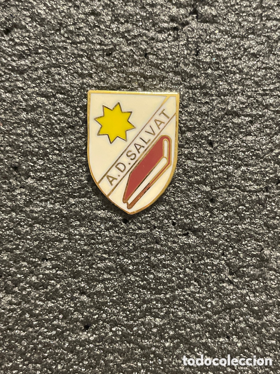 Collectionnisme sportif: Pin 128 A.D. SALVAT - Estella (Navarra)