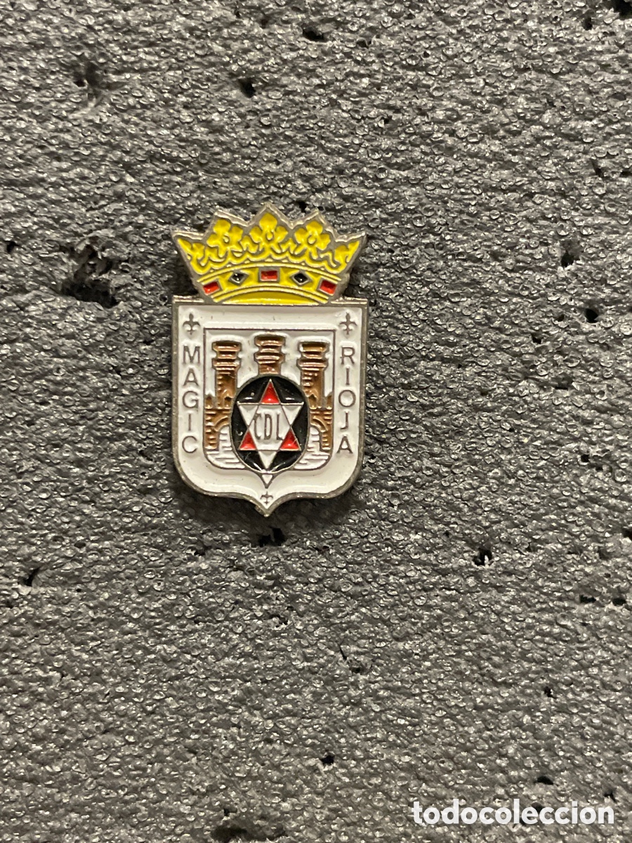 Sammelleidenschaft Sport: Pin 58 C.D. MAGIC RIOJA - Logro&ntilde;o (La Rioja)